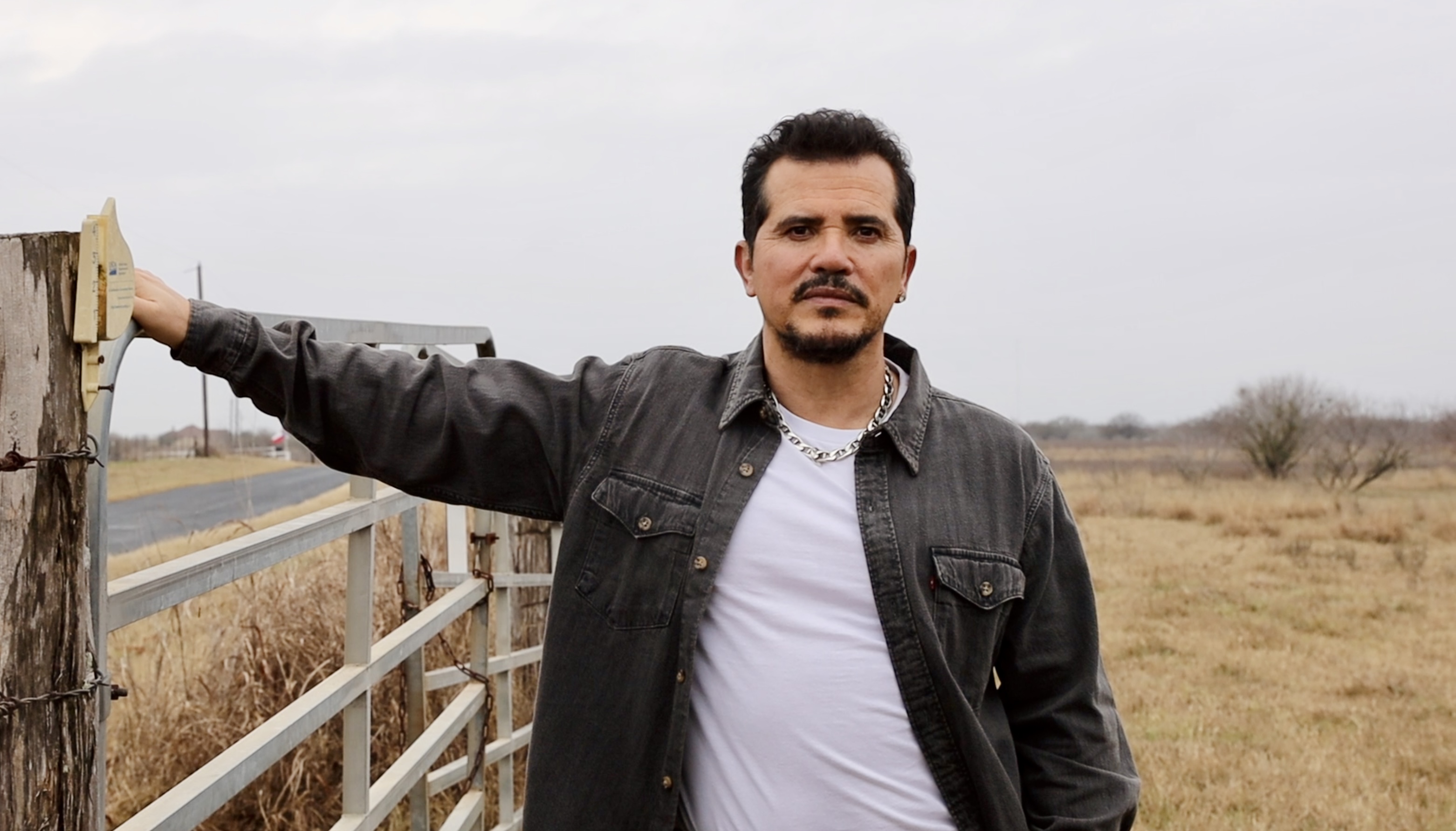 John Leguizamo on set of AMERICAN HISTORIA Credit  Credit Jasmine Balais